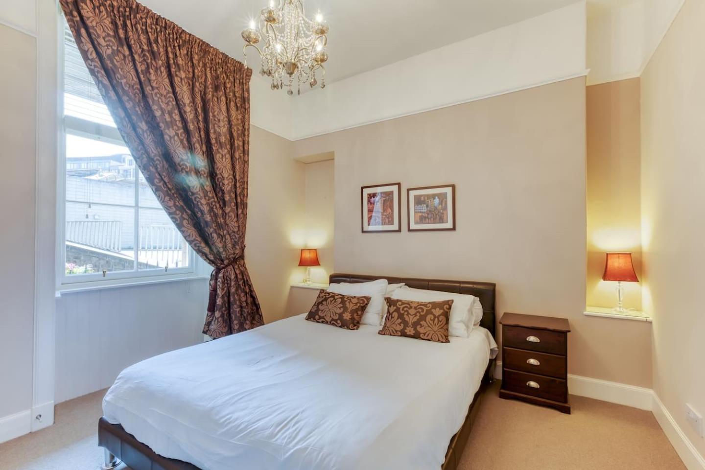 West Port - 2Br In The Heart Of The Old Town Just Off The Grassmarket Édimbourg Extérieur photo