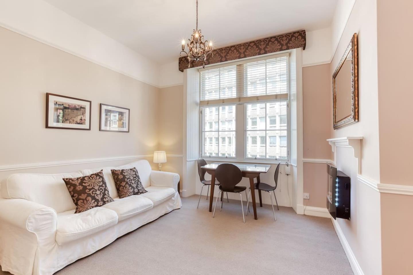 West Port - 2Br In The Heart Of The Old Town Just Off The Grassmarket Édimbourg Extérieur photo