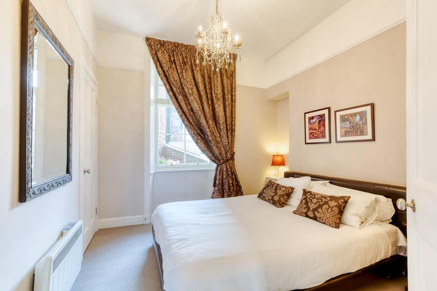 West Port - 2Br In The Heart Of The Old Town Just Off The Grassmarket Édimbourg Extérieur photo