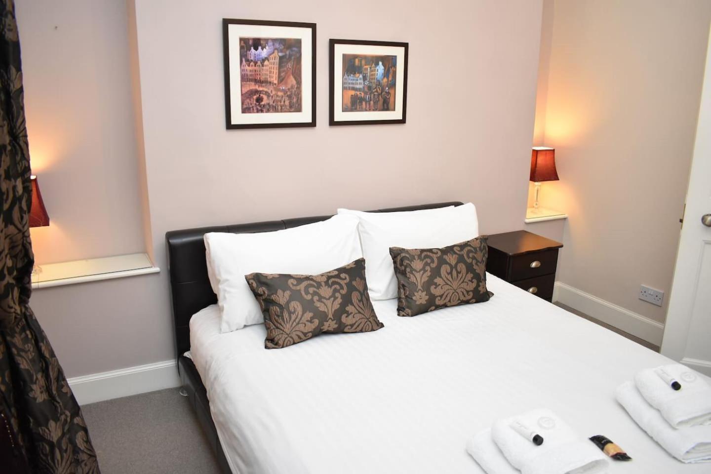 West Port - 2Br In The Heart Of The Old Town Just Off The Grassmarket Édimbourg Extérieur photo