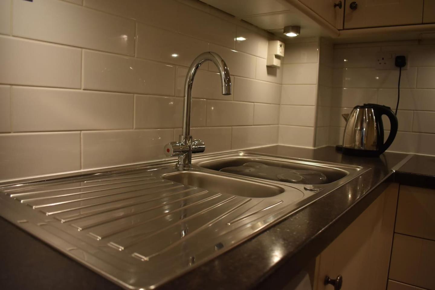 West Port - 2Br In The Heart Of The Old Town Just Off The Grassmarket Édimbourg Extérieur photo